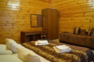 Гостиница Халле Магнитогорск Четырехкомнатная квартира №8-5