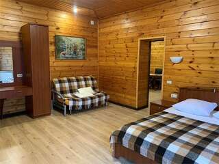 Гостиница Халле Магнитогорск Двухкомнатная квартира № 3-5