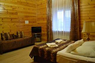 Гостиница Халле Магнитогорск Четырехкомнатная квартира №8-6